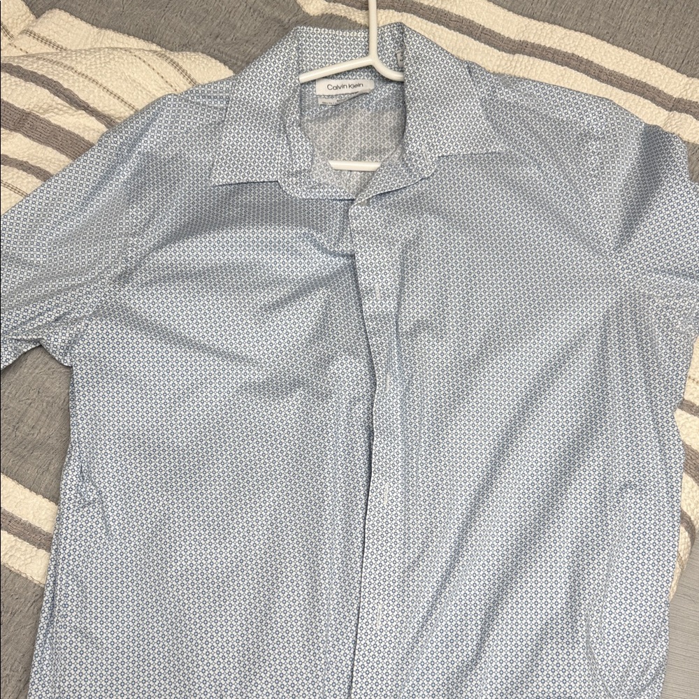 Calvin Klein Men's Light Blue Patterned Shirt